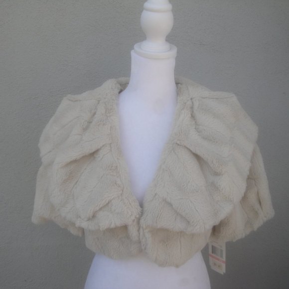 Bloomingdale's Acqua Outerwear Cropped Jacket Ecru Beige XS NEW with tags - Picture 2 of 7
